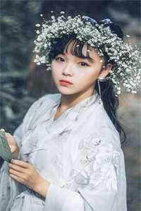 隔壁美女买性玩具